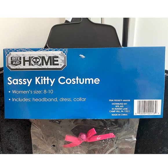 Sassy Kitty – Women's Cat Halloween Costume - Picture 5 of 6